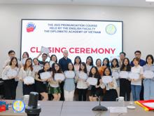 DAV English Faculty and U.S. English Language Fellow Organize Pronunciation Course Closing Ceremony 