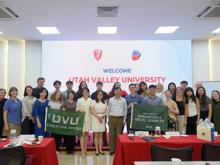 DAV welcomes Utah Valley University Students from the U.S. and organizes a lecture on Viet Nam’s foreign policy