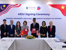 Đại diện Đại học Monash Malaysia đến thăm và làm việc tại Học viện Ngoại giao