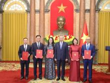 Tổng Bí thư, Chủ tịch nước Tô Lâm trao Quyết định bổ nhiệm 5 Đại sứ Việt Nam ở nước ngoài