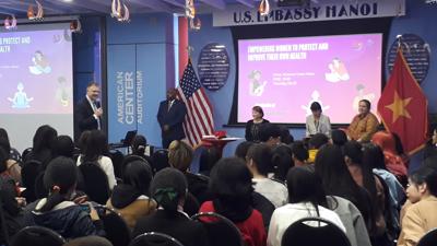 Trò chuyện với Đại sứ Hoa Kỳ tại Việt Nam về chủ đề Trao quyền cho phụ nữ để bảo vệ và cải thiện