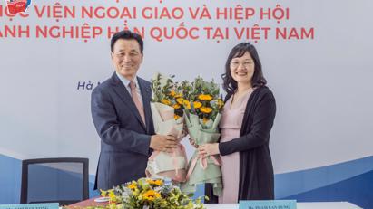 Lễ ký kết thoả thuận hợp tác giữa Học viện Ngoại giao và Hiệp hội Doanh nghiệp Hàn Quốc tại Việt Nam