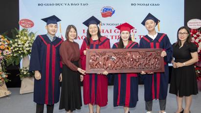 LỄ KHAI GIẢNG CÁC KHÓA SAU ĐẠI HỌC VÀ TRAO BẰNG TIẾN SĨ,THẠC SĨ NĂM HỌC 2022 – 2023