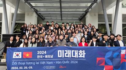 Diplomatic Academy of Viet Nam (DAV) received Korea Peace Foundation (KPF) delegation and opened future dialogue between Vietnam-Korean students.