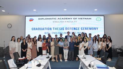 [RECAP] The graduation thesis defense ceremony of the English faculty at the Diplomatic Academy of Vietnam - A showcase of diverse and impactful Linguistics research topics