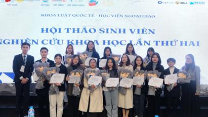 CƠ HỘI THỰC TẬP NGÀNH LUẬT QUỐC TẾ TẠI HỌC VIỆN NGOẠI GIAO QUA GÓC NHÌN CỦA SINH VIÊN