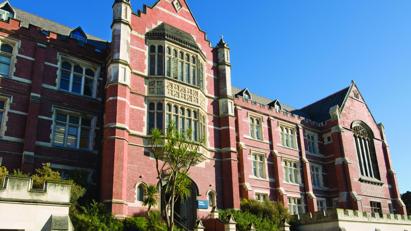 Thông báo tuyển sinh khóa 18 Chương trình liên kết đào tạo cử nhân quốc tếgiữa Học viện Ngoại giao và Đại học Victoria Wellington (New Zealand)