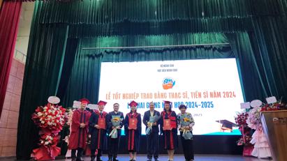 Lễ tốt nghiệp trao bằng thạc sĩ, tiến sĩ năm 2024 và Lễ Khai giảng năm học 2024 - 2025