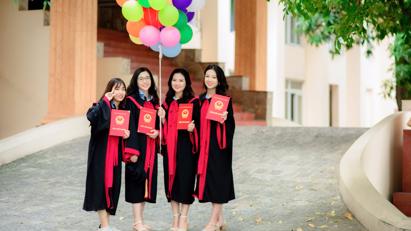 Từ giảng đường Ngoại giao đến sân khấu truyền hình: Một hành trình không định sẵn