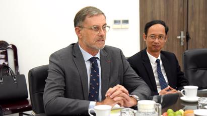 President Nguyen Hung Son receives the Ambassador of the French Republic to Viet Nam 
