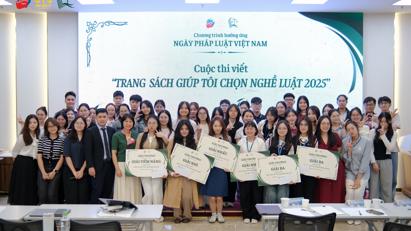 Khoa Luật Quốc tế - Học viện Ngoại giao tổ chức Cuộc thi “Trang sách giúp tôi chọn nghề Luật” năm 2025 hưởng ứng Ngày Pháp luật Việt Nam