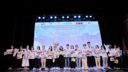 "Dem Hoi Han Ngu" Competition