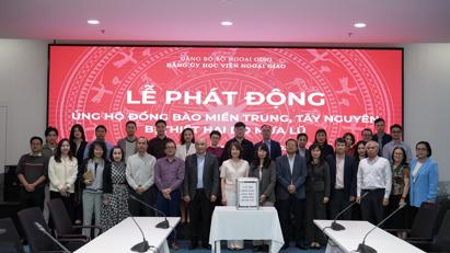 Học viện Ngoại giao tổ chức Lễ Phát động ủng hộ đồng bào miền Trung, Tây Nguyên bị thiệt hại do mưa lũ