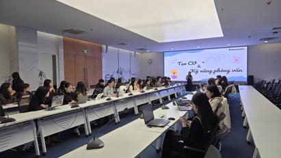 Khóa học "Kỹ năng Viết CV và tham gia phỏng vấn hiệu quả" do Panasonic tổ chức tại Học viện Ngoại giao.