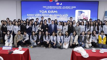 DAV Ambassadors’ Journey organizes seminar: “DAV Students and the Business Sector”