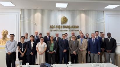Học viện Ngoại giao tiếp đoàn Học viện chiến tranh thủy quân lục chiến Hoa Kỳ