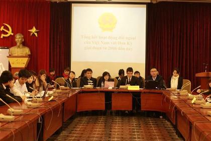 Sinh viên và hình thức thi mô phỏng