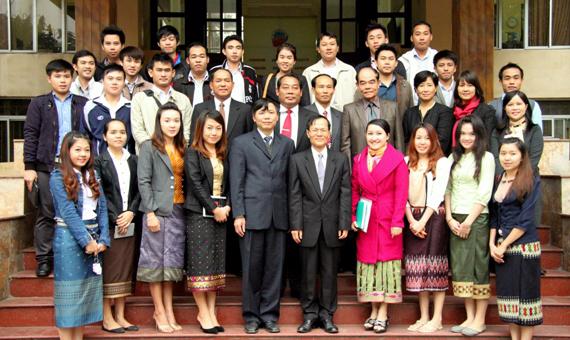 President of the Diplomatic Academy of Vietnam receives delegation of the Foreign Relations Committee of the National Assembly of Laos