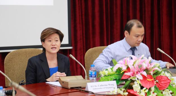 Diễn đàn Đại sứ tháng 5/2018: Đại sứ Singapore Catherine Wong
