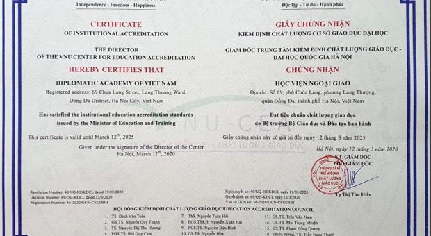 Diplomatic Academy of Vietnam receives certificate of institutional accreditation