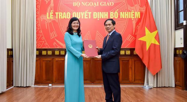 Appoints Acting Director of Diplomatic Academy of Vietnam