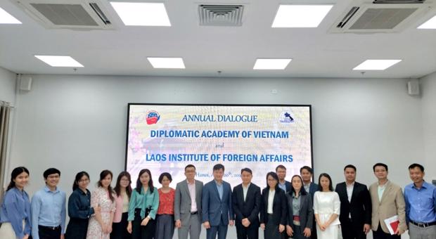 Chuyến thăm của đoàn Học viện Ngoại giao Lào (IFA)