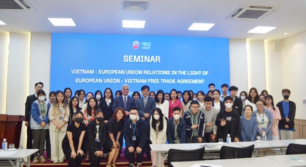 Buổi chuyên đề “Quan hệ Việt Nam - Liên minh châu Âu trong khuôn khổ Hiệp định Thương mại tự do Việt Nam - Liên minh châu Âu (EVFTA)" - Nghị sĩ Nghị viện châu Âu Jan Zahradil
