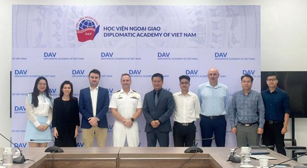 The Diplomatic Academy of Viet Nam received a delegation of experts from the Australian Office of Hydrology and Geosciences