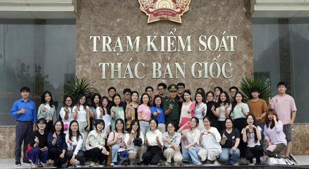 Chuyến đi thực tế của sinh viên CTQT&NG tại Tỉnh Cao Bằng 