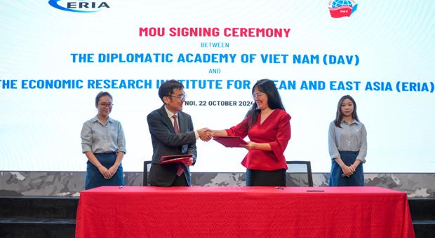 The DAV signed MoU with the Economic Research Institute for ASEAN and East Asia (ERIA)