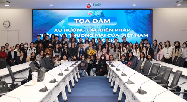 Toạ đàm về các biện pháp phòng vệ thương mại của Việt Nam và trên thế giới