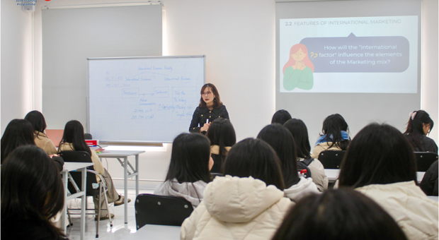 Recap sự kiện DAV Open House 2025 - Hành trình khám phá Chương trình liên kết đào tạo tại Học viện Ngoại giao