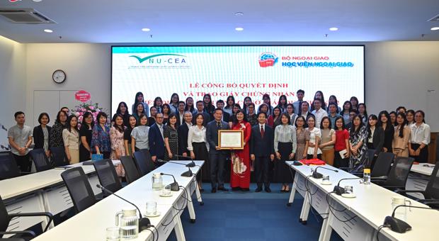 Institutional Accreditation Certificate Awarding Ceremony (the 2nd cycle) - Diplomatic Academy of Vietnam