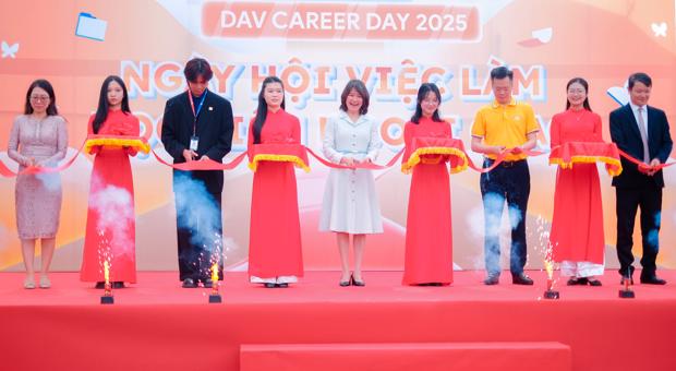 NGÀY HỘI VIỆC LÀM HỌC VIỆN NGOẠI GIAO 2025 - CƠ HỘI NGHỀ NGHIỆP RỘNG MỞ CHO SINH VIÊN NGOẠI GIAO 