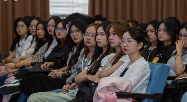 Chương trình Sinh hoạt công dân và học tập đầu khóa K51 năm học 2024-2025