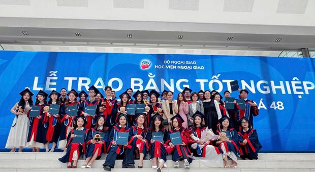 Lễ Tốt nghiệp Khóa 48 Khoa Tiếng Anh Học viện Ngoại giao 