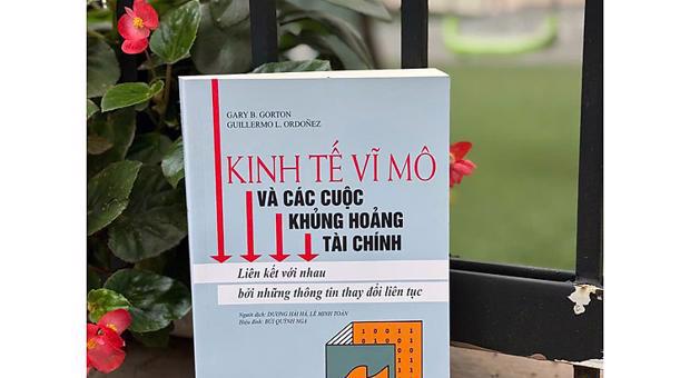 Introduction to the book “Macroeconomics and Financial Crises: Linked by Continuously Changing Information”