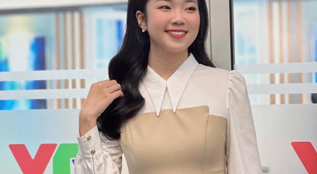 An Undefined Journey—From the Diplomatic Academy to the Home Screen A Journey Without a Set Path