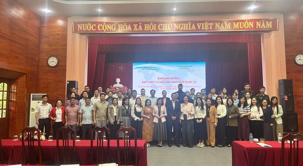 Training course on foreign affairs tradecraft and international integration skills for officials of Dien Bien Province.