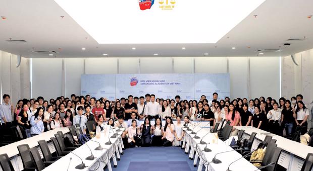 Seminar on “Recognition Issues in International Law” Hosted by DAV’s Faculty of International Law 