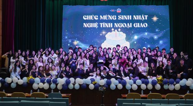 Stellar - Lễ Kỷ niệm 7 Năm Thành lập Hội đồng hương Nghệ Tĩnh Học viện Ngoại giao