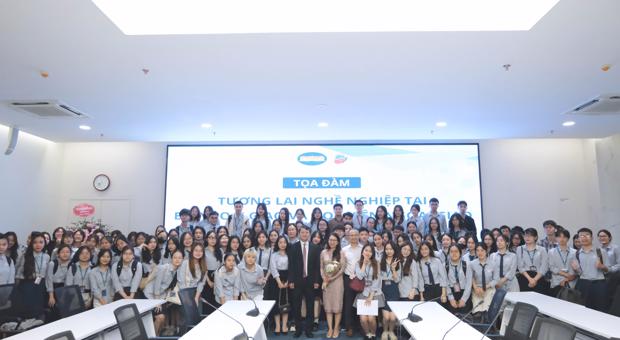 Talkshow “Career futures at the Ministry of Foreign Affairs and the Diplomatic Academy of Vietnam”