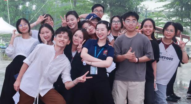 Sự kiện chào đón Tân sinh viên lớn nhất Học viện Ngoại giao - Chào Khóa Mới 2025