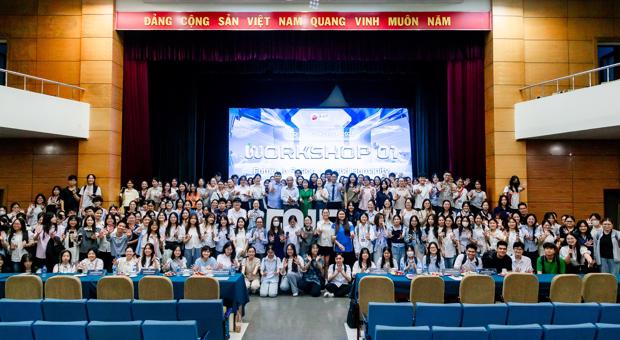 WORKSHOP FOIEvolution 01: FUTURE IN FUSION - AI AND HUMANITY