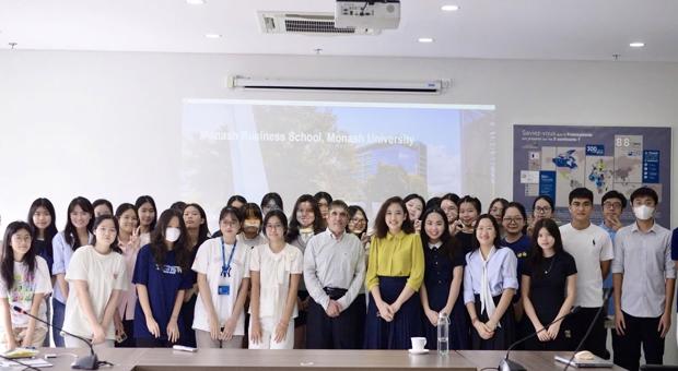 STATA WORKSHOP SERIES WITH LECTURER FROM MONASH UNIVERSITY