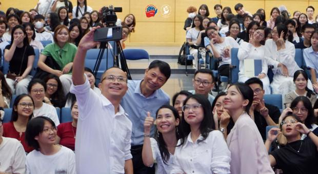 Bachelor of International Relations Program