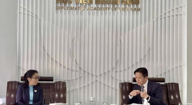 Director Nguyen Hung Son Receives Director of the Lao Institute of Foreign Affairs (IFA)