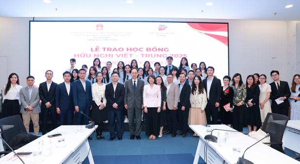 The Award Ceremony of the Vietnam-China Friendship Scholarship Program 2025