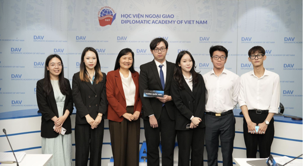 Simulation of an Emergency Meeting of the United Nations Security Council by Students of the Faculty of International Law (DAV)