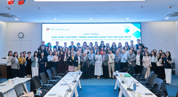 Hội thảo “Đổi mới chương trình khung đào tạo ngoại ngữ tại Học viện Ngoại giao - Thích ứng với yêu cầu chất lượng và chuyển đổi số trong giáo dục đại học”